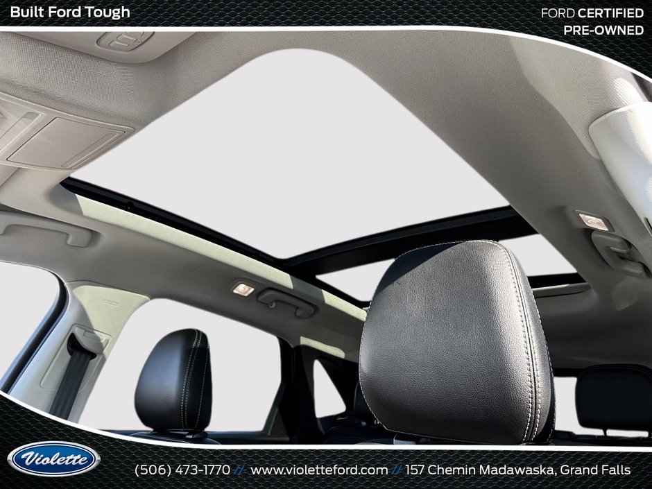 2022 Ford Escape TITANIUM