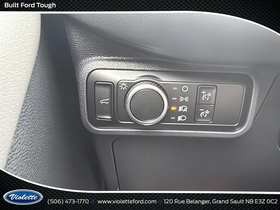 Ford Explorer Active w/200A Pkg 2026