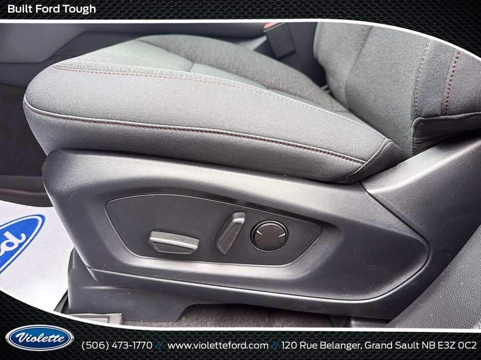 Ford Explorer Active w/200A Pkg 2026