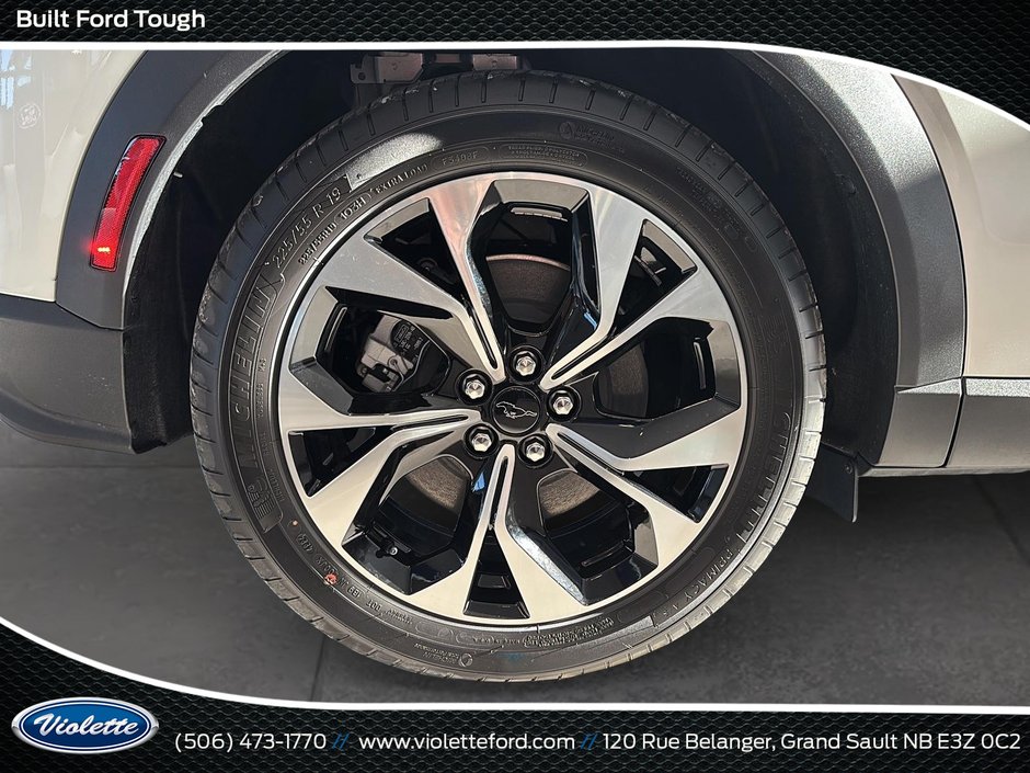 Ford MUSTANG MACH-E SELECT 2025