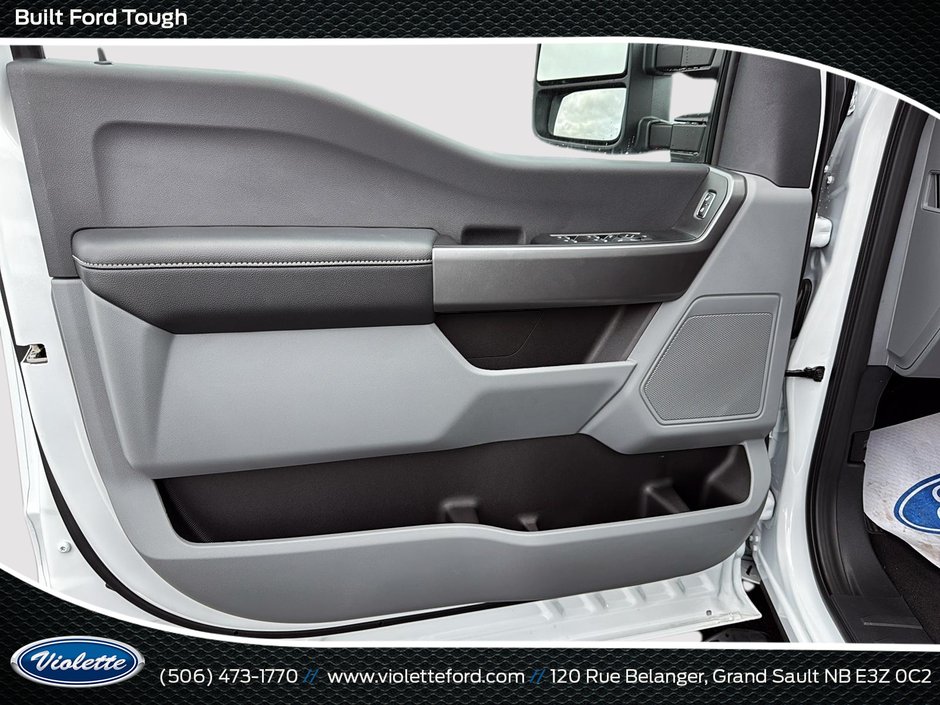 2025 Ford Super Duty F-350 SRW XL