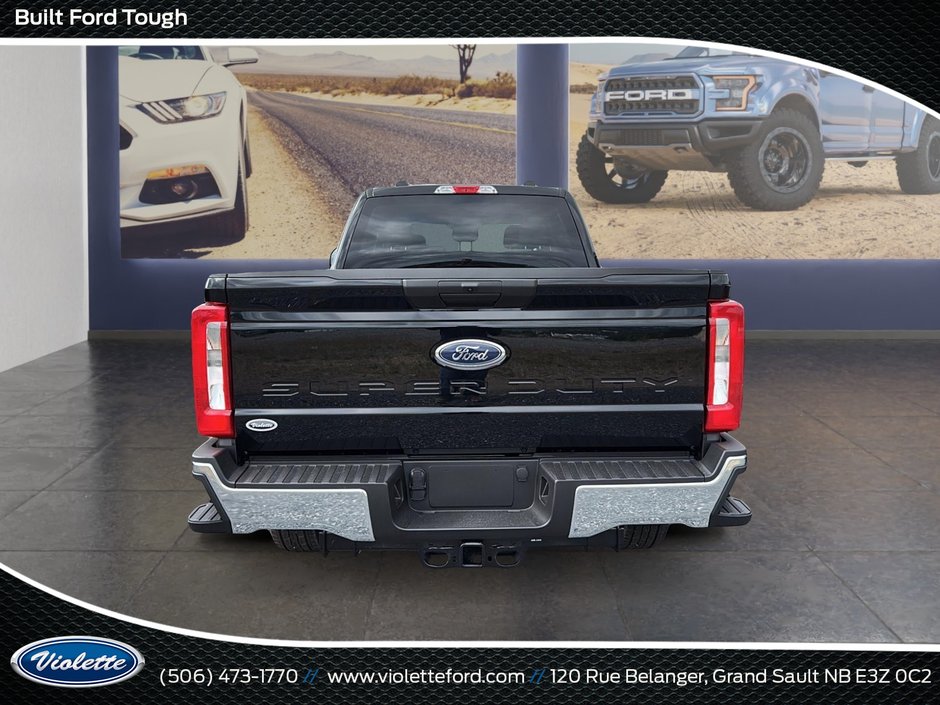 Ford F-350 XLT 2026