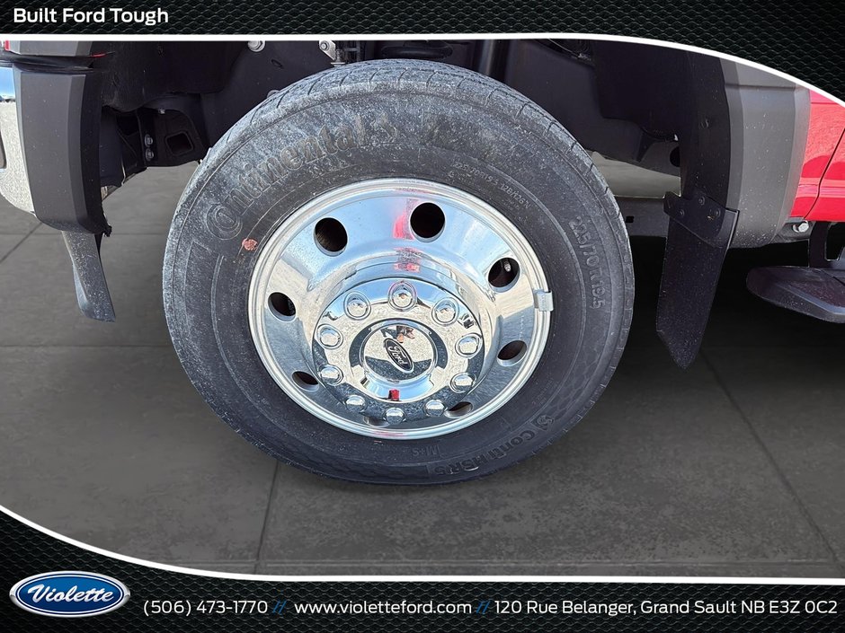 2024 Ford Super Duty F-550 DRW XLT