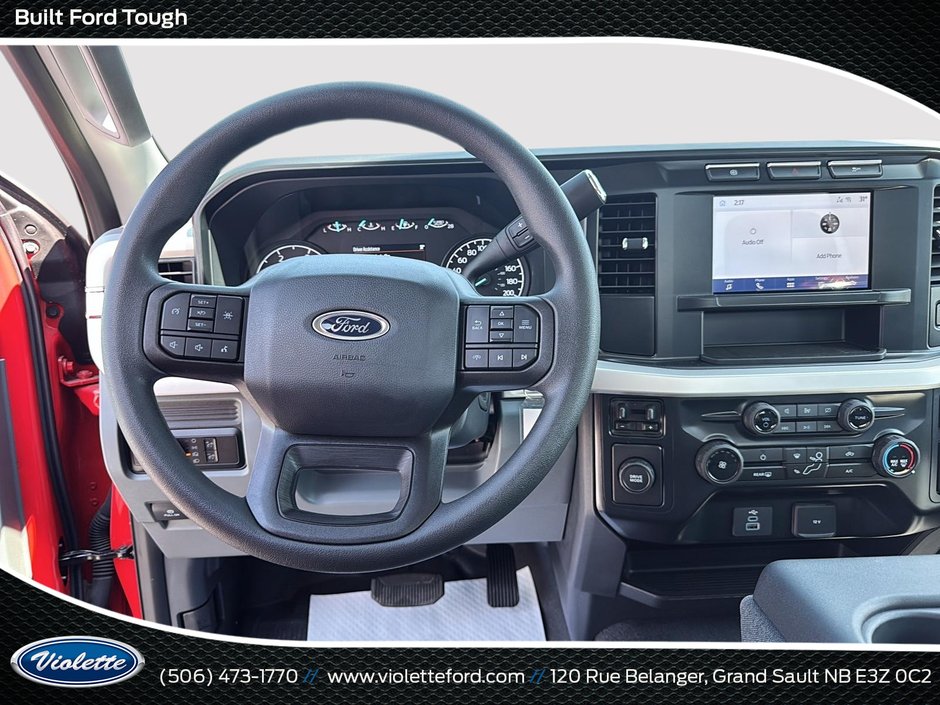 2024 Ford Super Duty F-550 DRW XLT