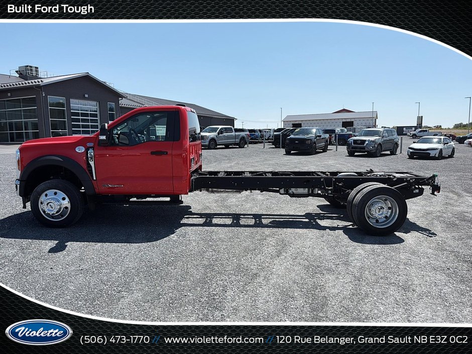 2024 Ford Super Duty F-550 DRW XLT