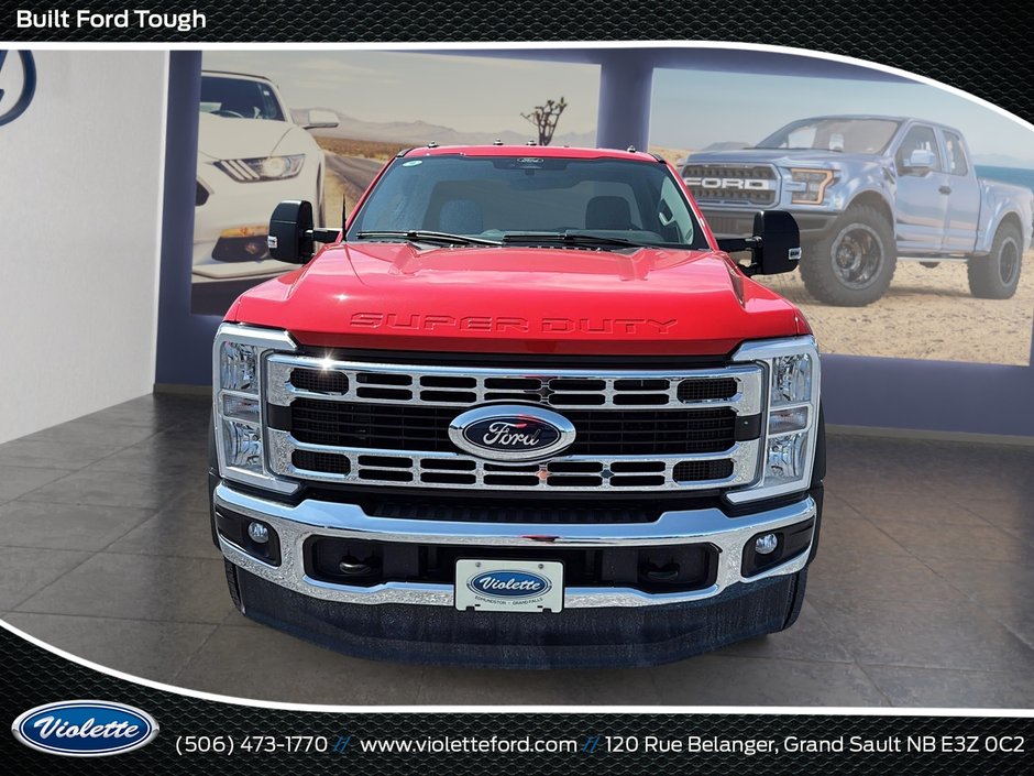 2024 Ford Super Duty F-550 DRW XLT