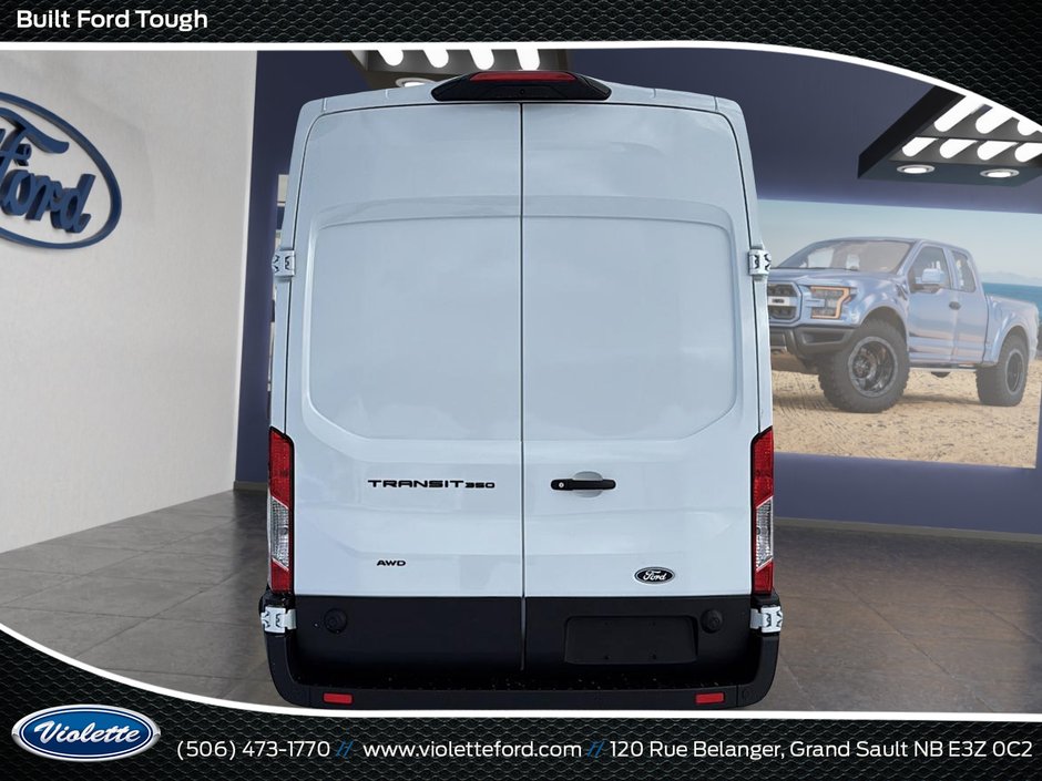 Ford Transit Cargo Van BASE 2026