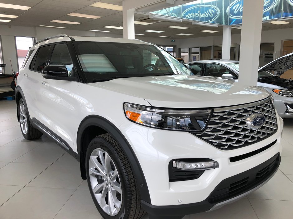 Violette Motors Ltd Edmundston Ford Explorer Platinum 21 210