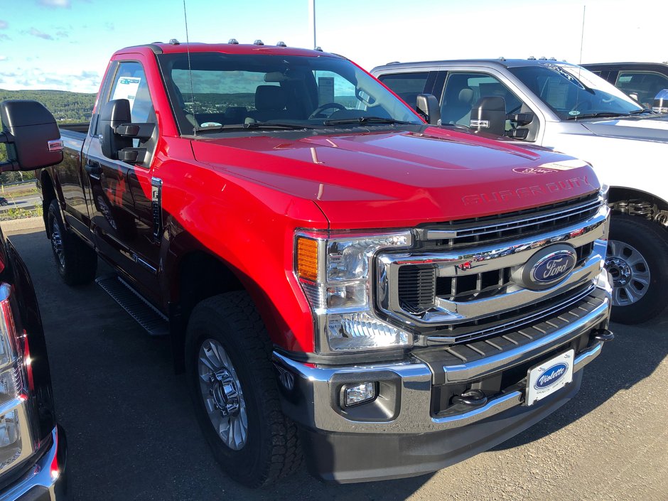Violette Motors Ltd Edmundston 2020 Ford F250 4X4 REG CAB PICKUP/1 20119