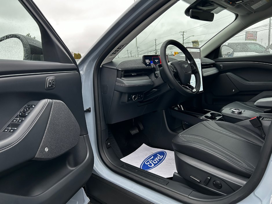 2024 Ford MACH-E PREMIUM