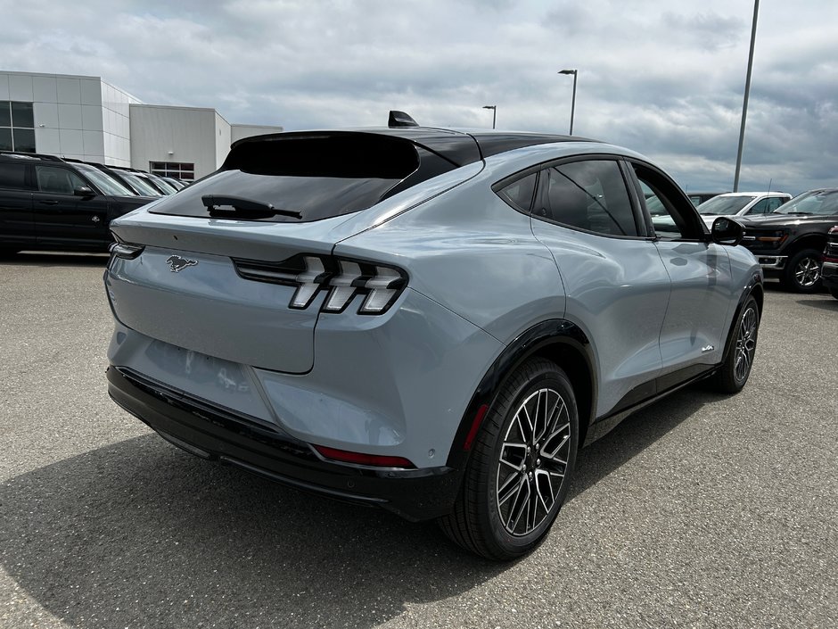 Ford Mustang Mach-E Premium 2024