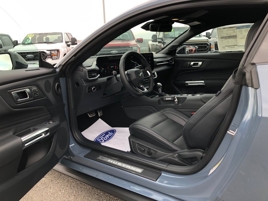 Ford Mustang GT PREMIUM 2024