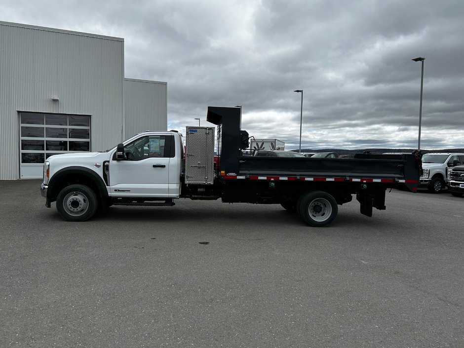 Ford Super duty F-550 DRW XLT 2023