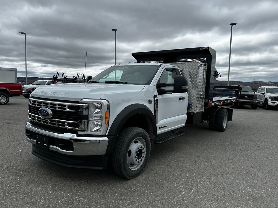 Ford Super duty F-550 DRW XLT 2023