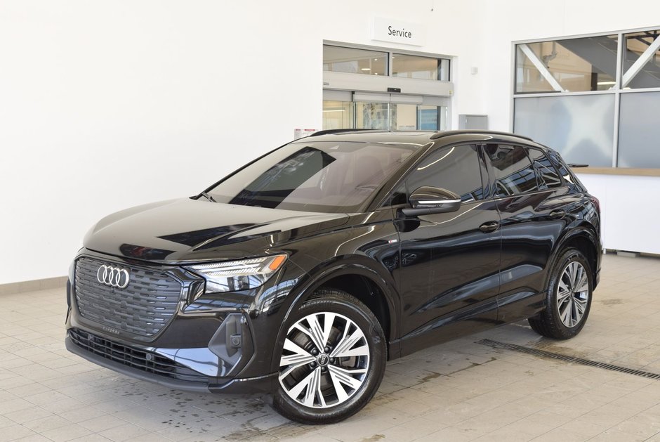 Audi Q4 e-tron PREMIUM PACK+BLACK OPTIK+ 2023 à Laval, Québec