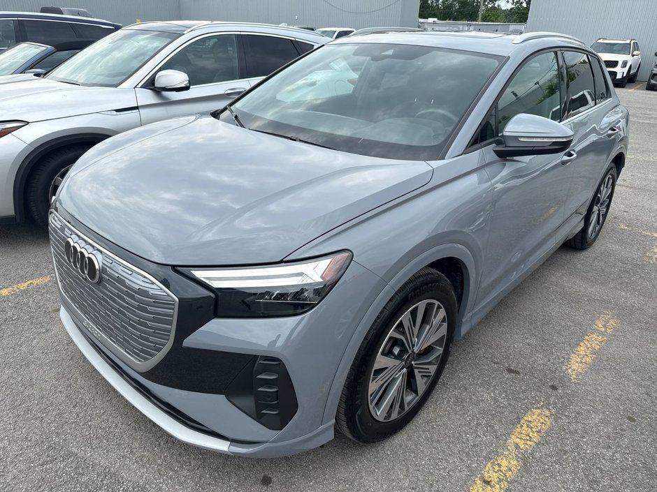 Audi Q4 e-tron CUIR+TOIT PANO+THERMOPOMPE 2025 à Laval, Québec