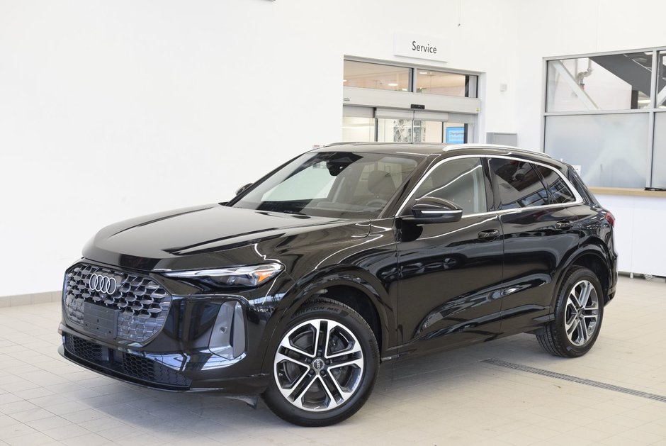 2025 Audi Q5 NEW Q5+TOIT PANO+HITCH+AWD in Laval, Quebec