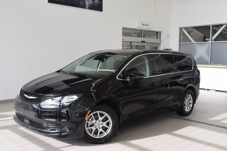 Chrysler Grand Caravan SXT+BAS KM+SAFETY GROUP 2024 à Laval, Québec