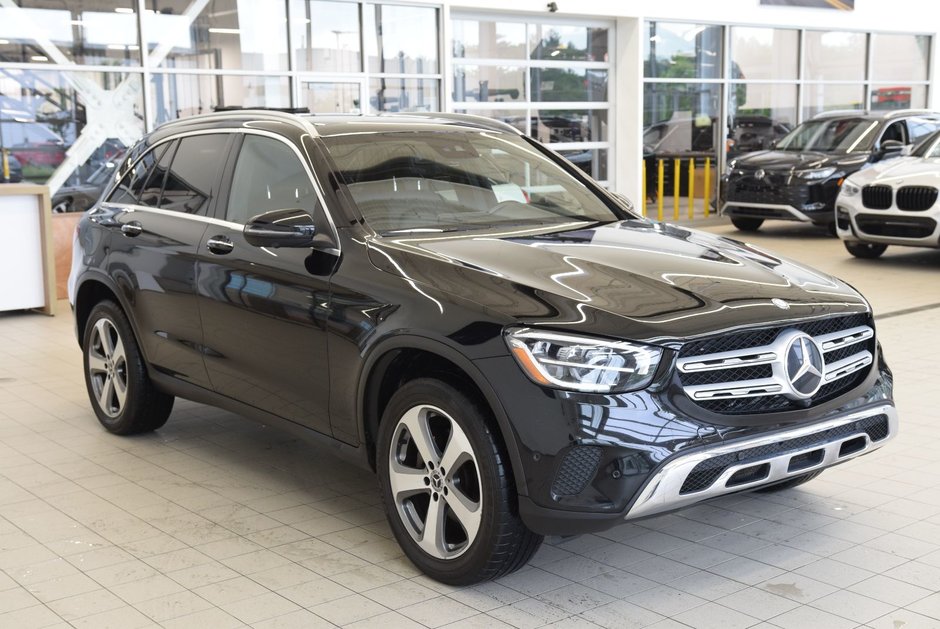 2021 Mercedes-Benz GLC 300+TOIT PANO+CUIR+LED in Laval, Quebec