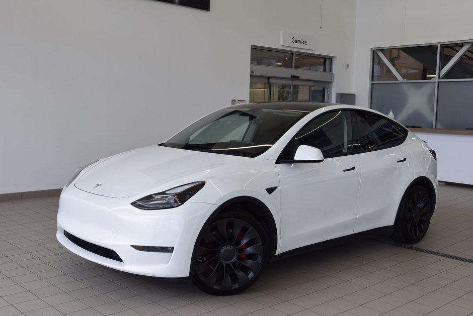 2022 Tesla Model Y PERFORMANCE+AWD+AUTOPILOT in Laval, Quebec