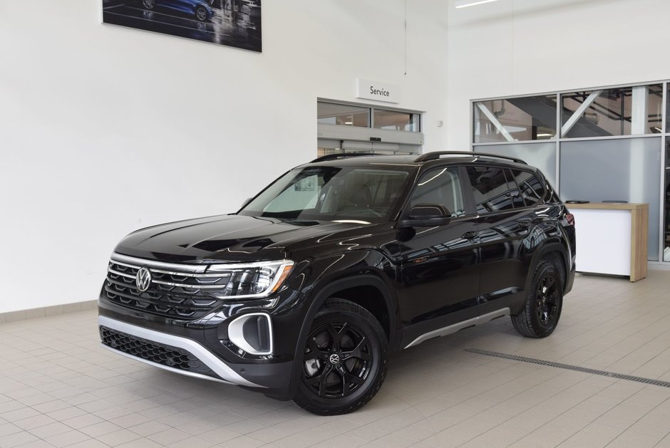 Volkswagen Atlas PEAK EDITION+TOIT PANORAMIQUE 2025 à Laval, Québec