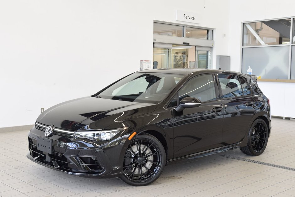 Volkswagen Golf R BLACK EDITION+AKRAPOVIC+ 2025 à Laval, Québec