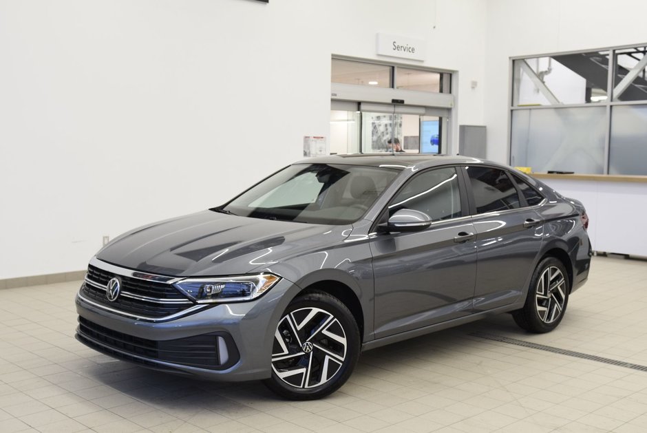Volkswagen Jetta HIGHLINE+CUIR+TOIT+LED+WOW 2023 à Laval, Québec