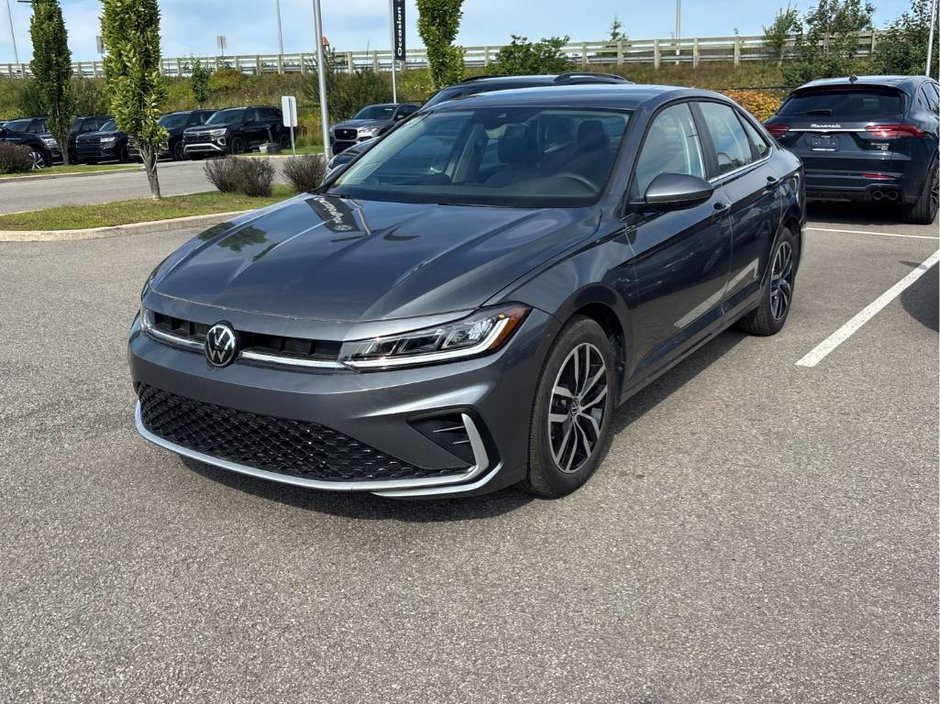 2025 Volkswagen Jetta COMFORTLINE+AUTO+CUIR+LED in Laval, Quebec