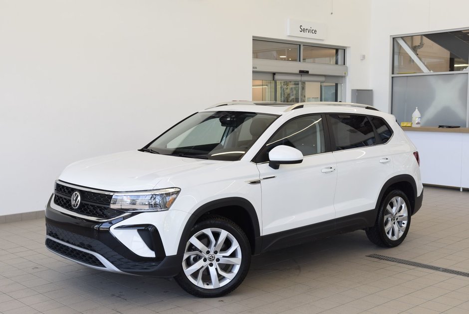 Volkswagen Taos COMFORTLINE+TOIT PANO+AWD 2022 à Laval, Québec