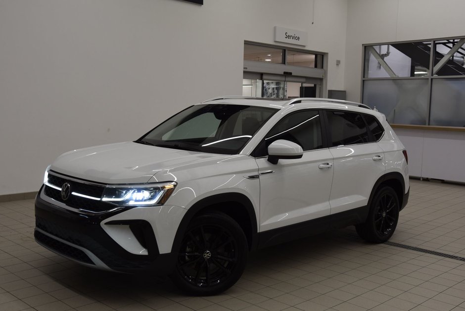 Volkswagen Taos HIGHLINE+CUIR+TOIT PANO+ 2023 à Laval, Québec