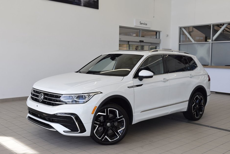 Volkswagen Tiguan HIGHLINE+R LINE+CUIR+TOIT+ 2024 à Laval, Québec