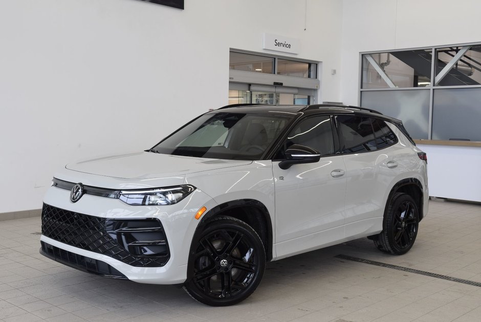 Volkswagen Tiguan COMFORTLINE+BLACK PACKAGE 2025 à Laval, Québec