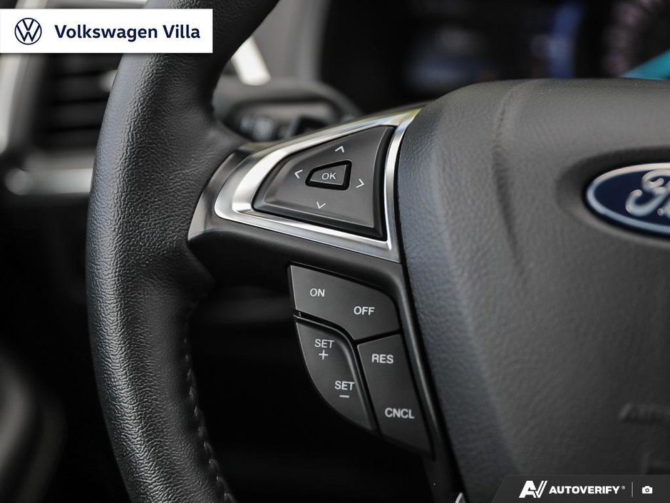 2024 Ford Edge Titanium AWD-17