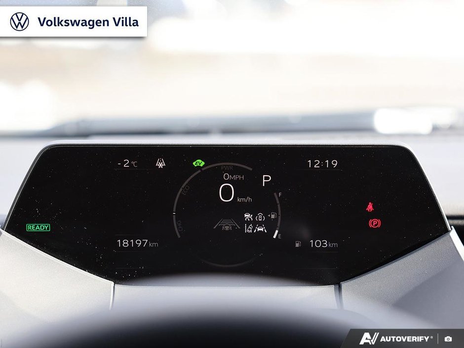 2023 Toyota Prius XLE AWD-14