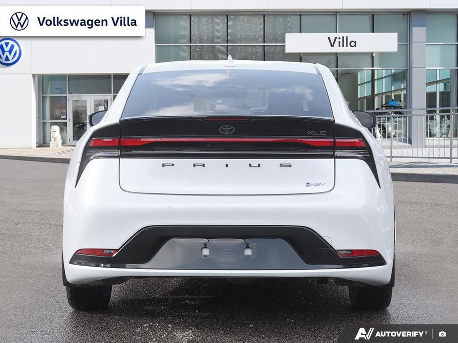 2023 Toyota Prius XLE AWD-4