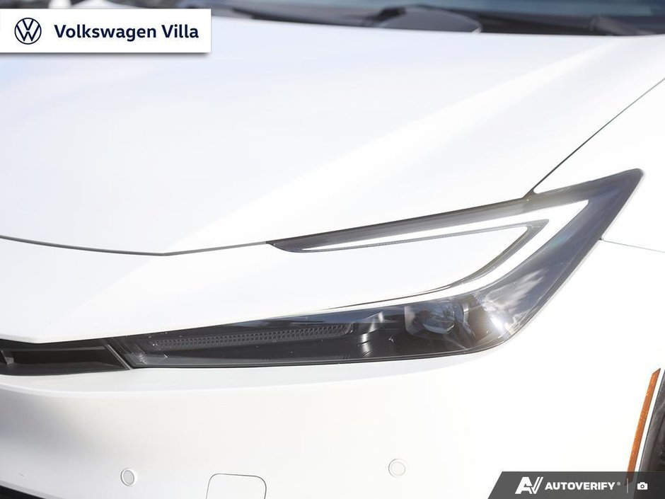 2023 Toyota Prius XLE AWD-9