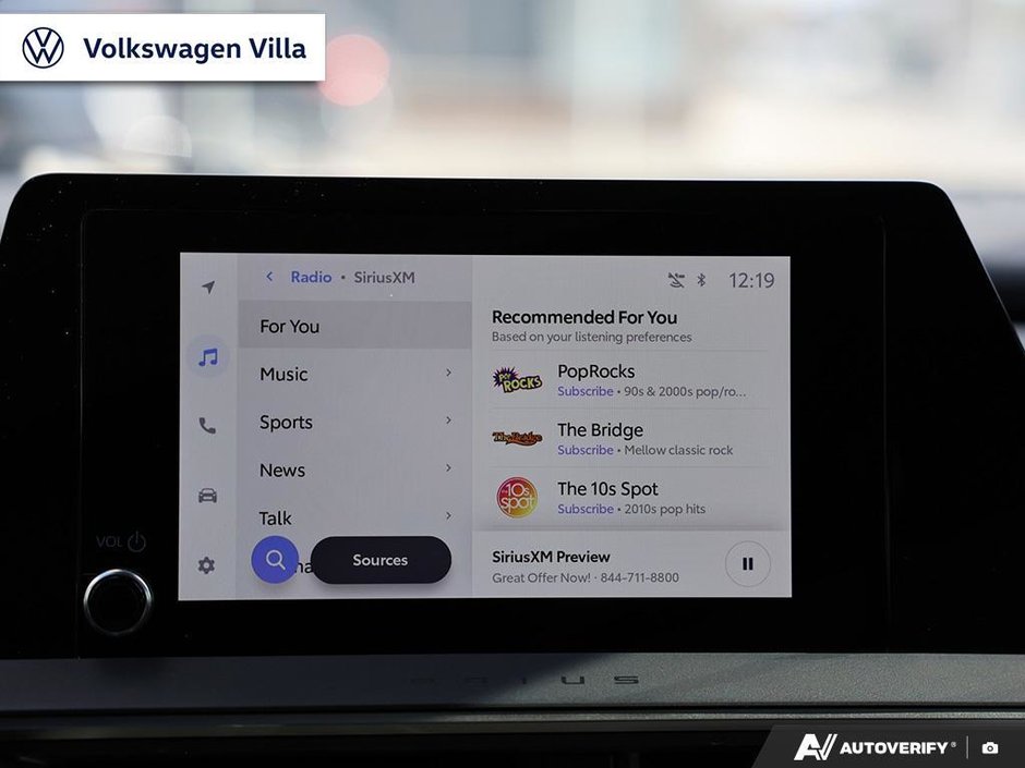2023 Toyota Prius XLE AWD-20