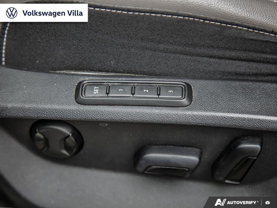 2022 Volkswagen Atlas Cross Sport Highline 3.6L 8sp at w/Tip 4MOTION-26