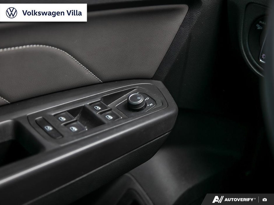 2022 Volkswagen Atlas Cross Sport Highline 3.6L 8sp at w/Tip 4MOTION-16