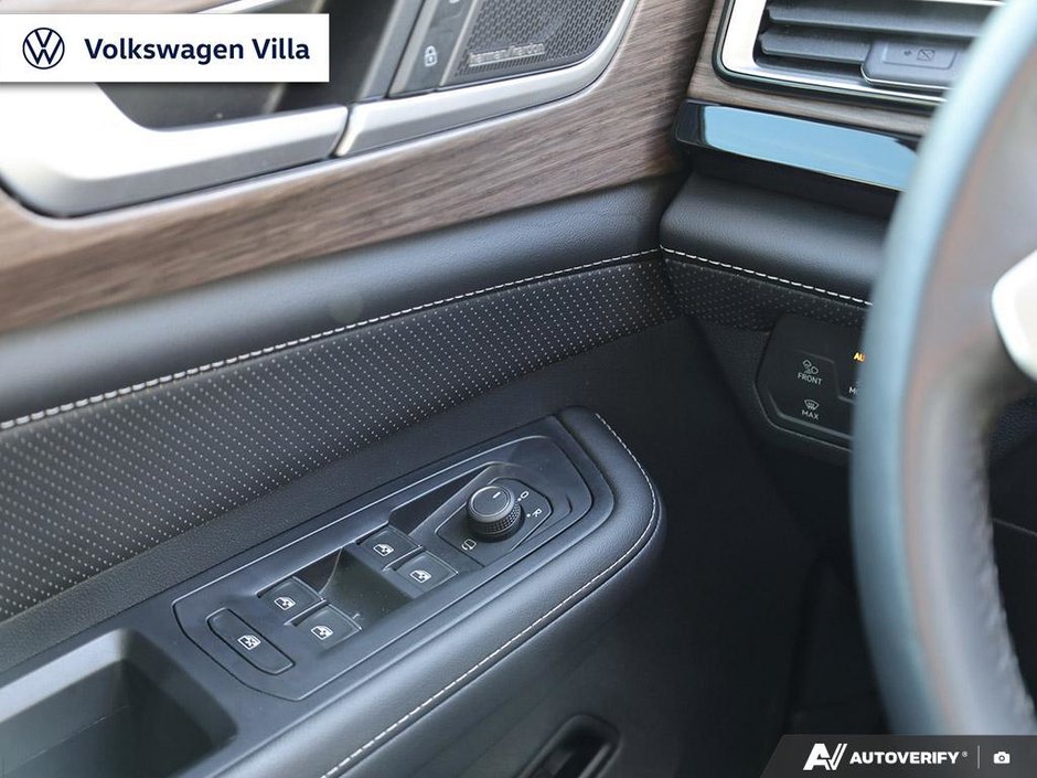 2024 Volkswagen Atlas Execline 2.0 TSI 4MOTION-16