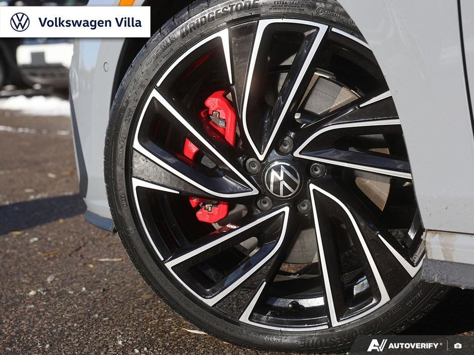 2024 Volkswagen Golf GTI Performance Auto-5