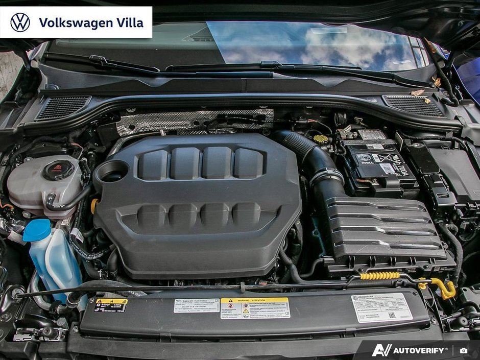 2024 Volkswagen Golf R 2.0T 7Sp at DSG w/Tip-7