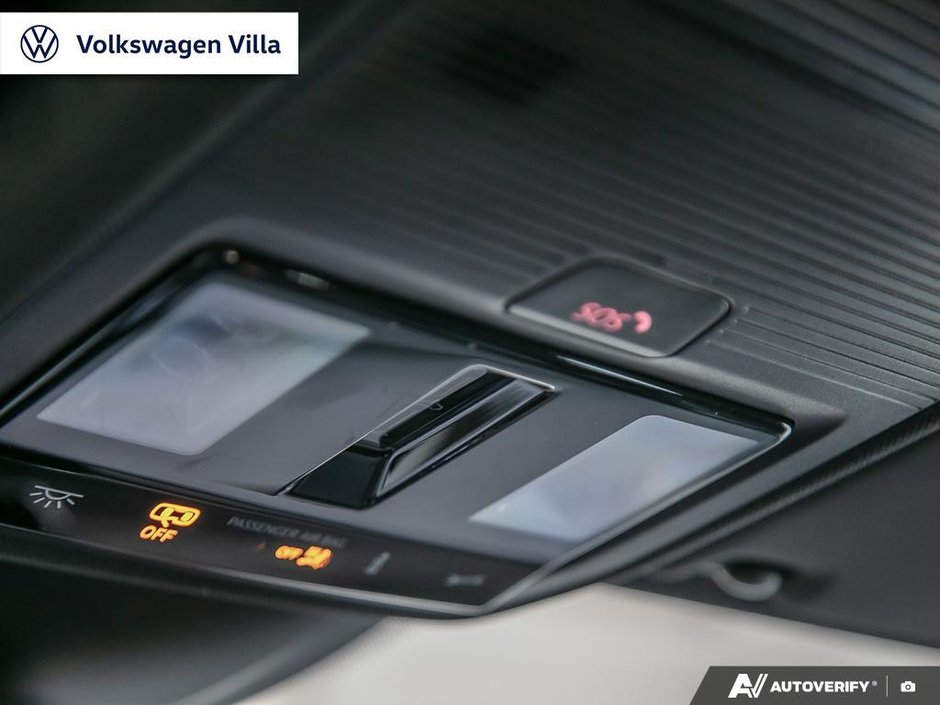 2024 Volkswagen Golf R 2.0T 7Sp at DSG w/Tip-21