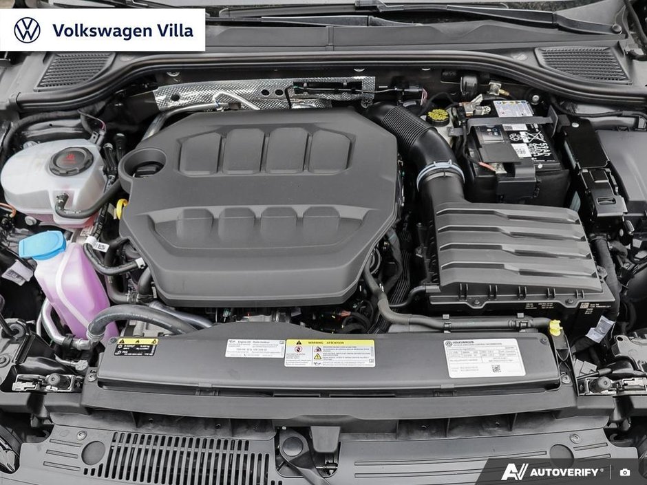 2024 Volkswagen Golf R 2.0 T 6Sp-7