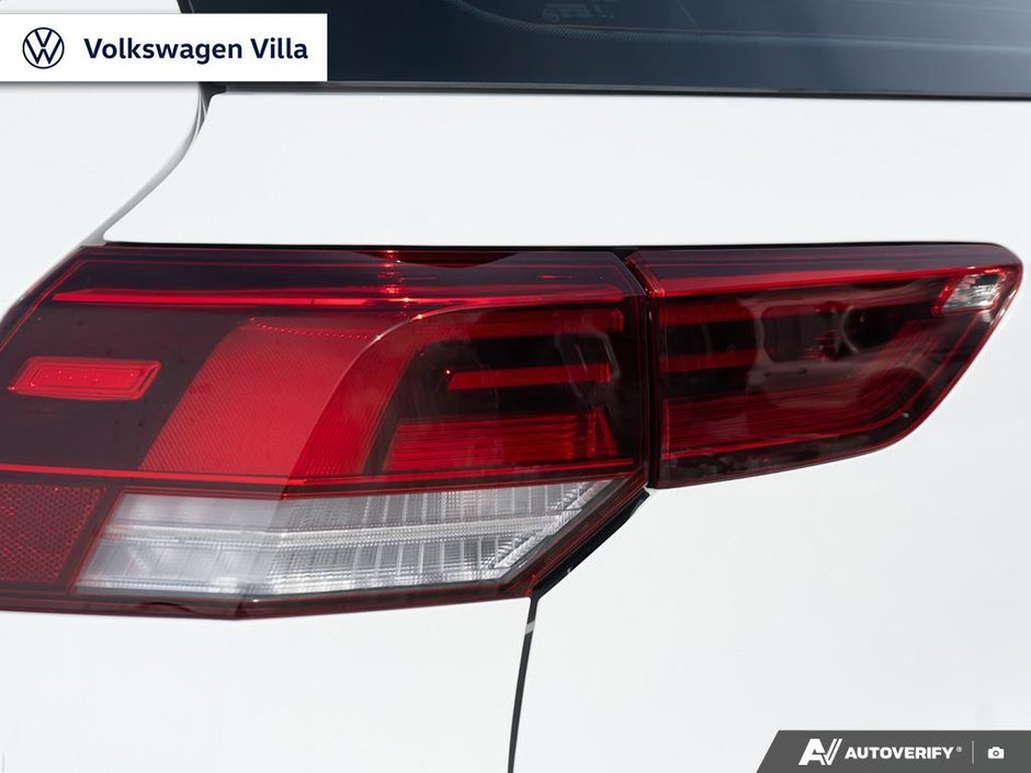 2025 Volkswagen Golf R Black Edition DSG-11