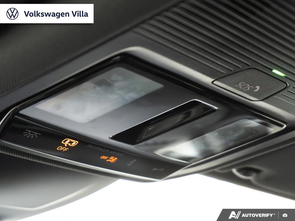 2025 Volkswagen Golf R Black Edition DSG-21