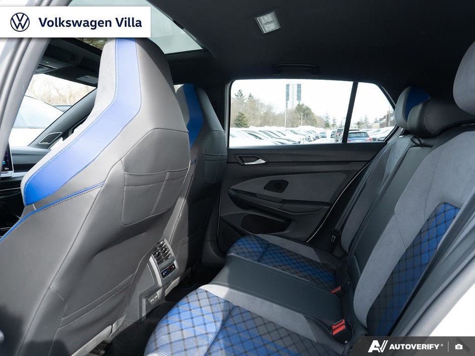 2025 Volkswagen Golf R Black Edition DSG-23