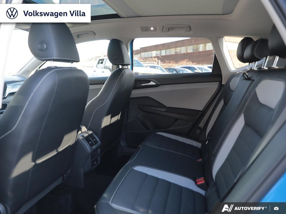 2022 Volkswagen Taos Highline 1.5T 7sp at DSG w/ Tip 4M-22