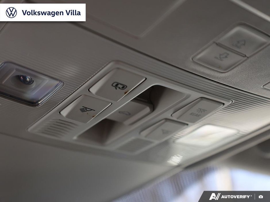 2023 Volkswagen Taos Comfortline 1.5T 8sp w/ Tip FWD-21