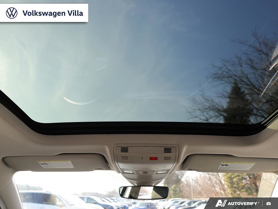 2023 Volkswagen Taos Comfortline 1.5T 8sp w/ Tip FWD-25